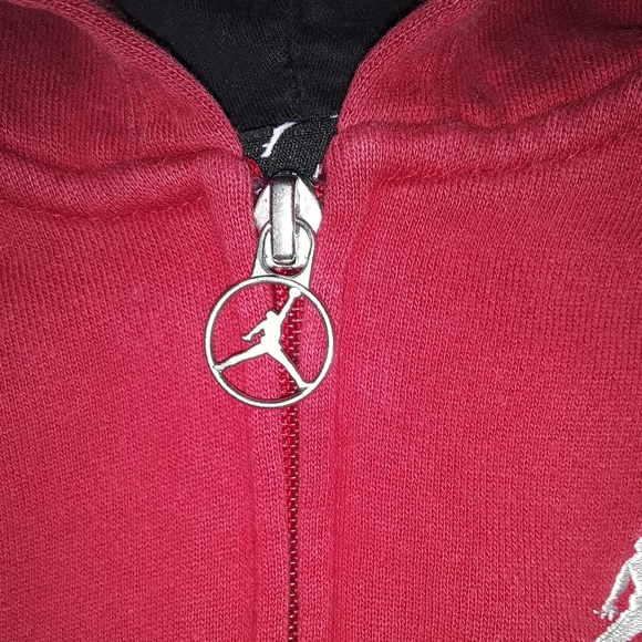 π₯π₯ 3 for 10 π₯π₯ 6-9 months Jordan jogger jacket - Picture 5 of 6